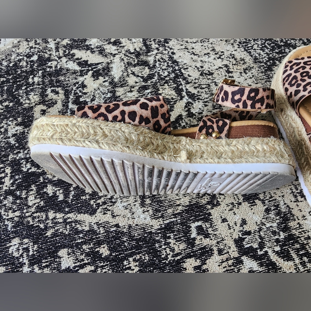 Forever 21 Animal Print Espadrille Sandals - Picture 5 of 5